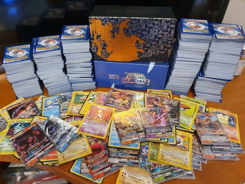 Lotto 100 carte pokemon